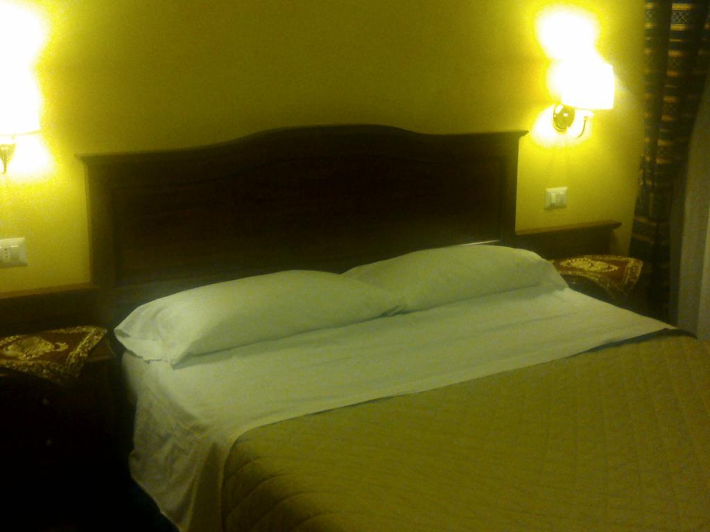 3 Lati Di Pitagora B&B โรม ภายนอก รูปภาพ